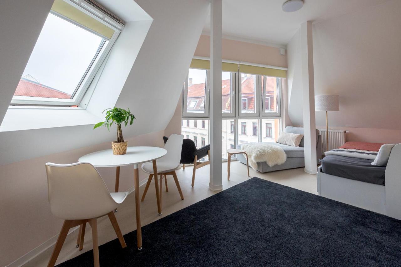 Fullhouse - Leipzig - S1 Apartments - Elevator Exterior photo